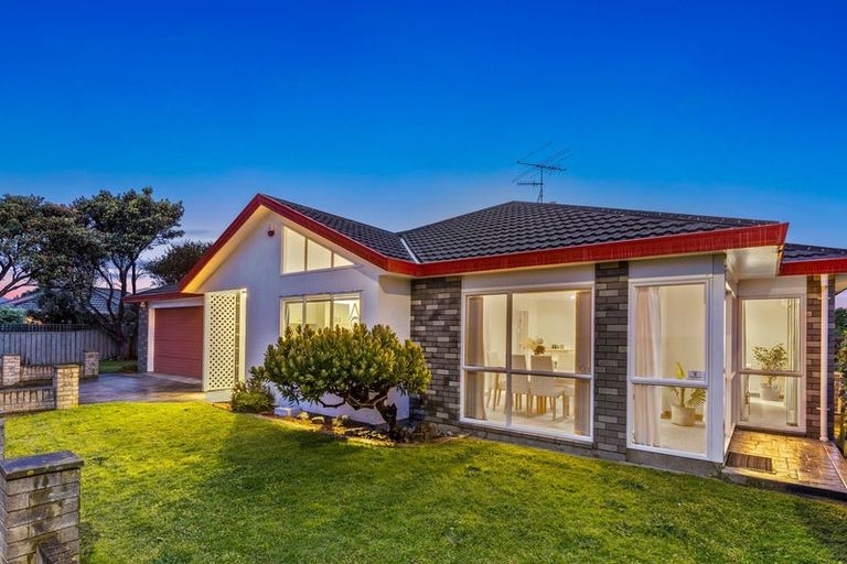 Photo of property in 300 Manly Street, Paraparaumu Beach, Paraparaumu, 5032