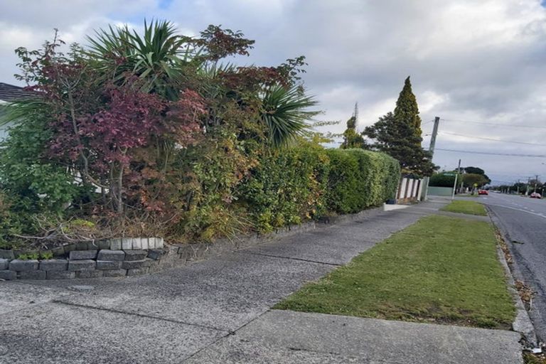 Photo of property in 96a Waiwhetu Road, Waterloo, Lower Hutt, 5011