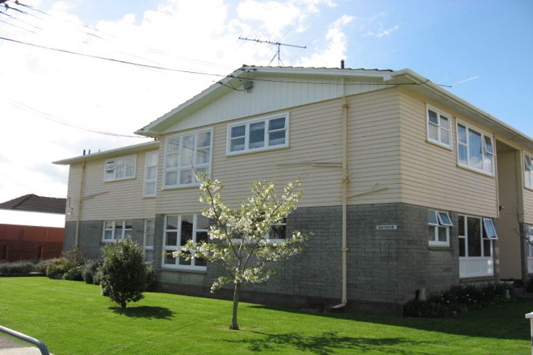 Photo of property in 8/37 Guthrie Street, Waterloo, Lower Hutt, 5011