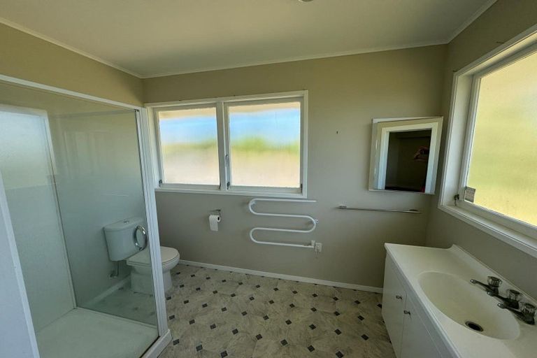 Photo of property in 225 Durham Drive, Havelock North, 4130