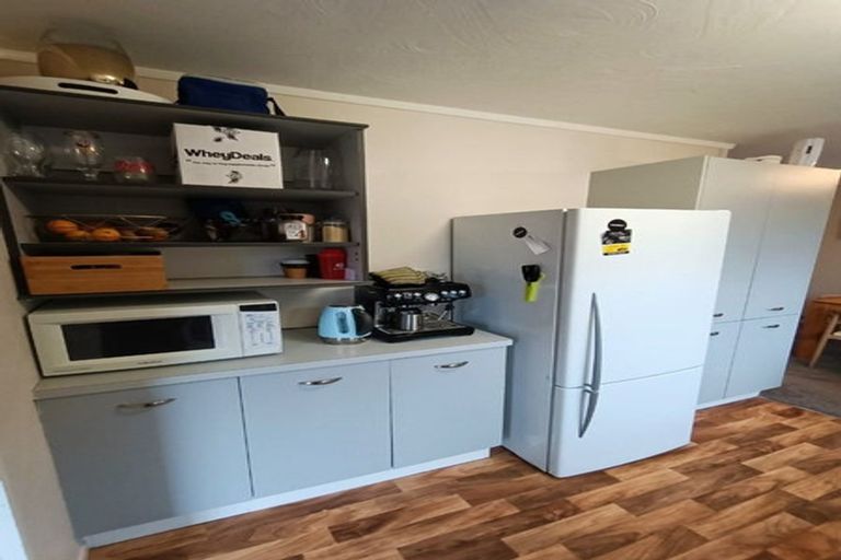 Photo of property in 51a Guadeloupe Crescent, Grenada Village, Wellington, 6037