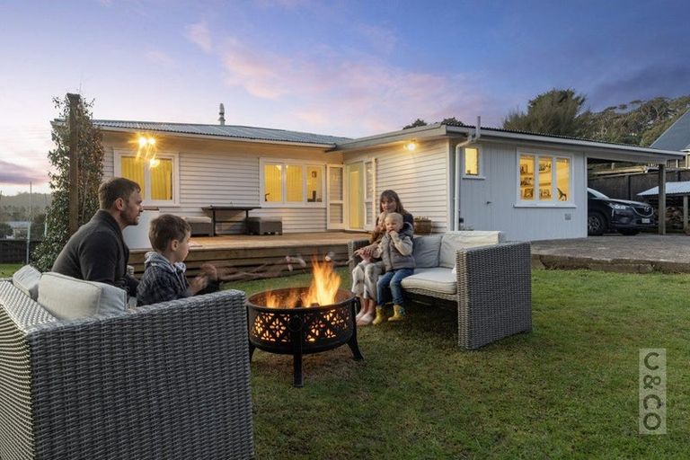 Photo of property in 50 Oraha Road, Huapai, Kumeu, 0892