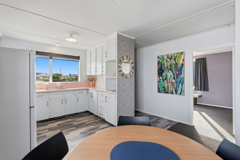 Photo of property in 12 Charles Street, East Gore, Gore, 9710