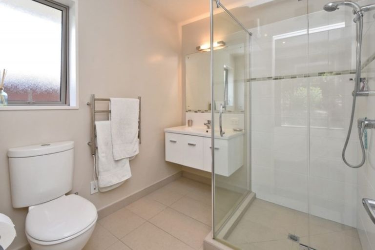 Photo of property in 21 Strathcarron Place, Broomfield, Christchurch, 8042