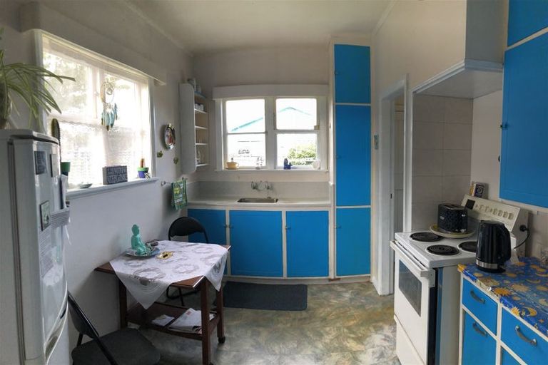 Photo of property in 240 High Street, Dannevirke, 4930