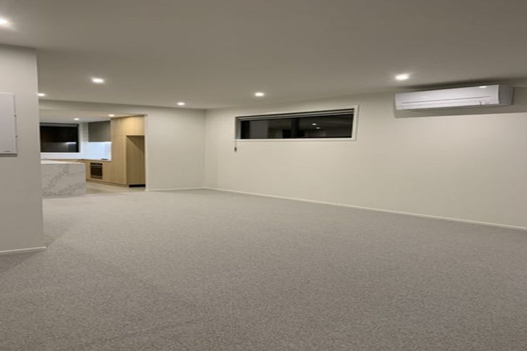 Photo of property in 17a Cuba Street, Petone, Lower Hutt, 5012