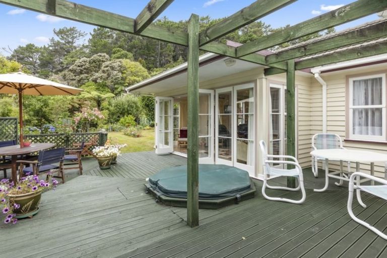 Photo of property in 461 Stokes Valley Road, Stokes Valley, Lower Hutt, 5019