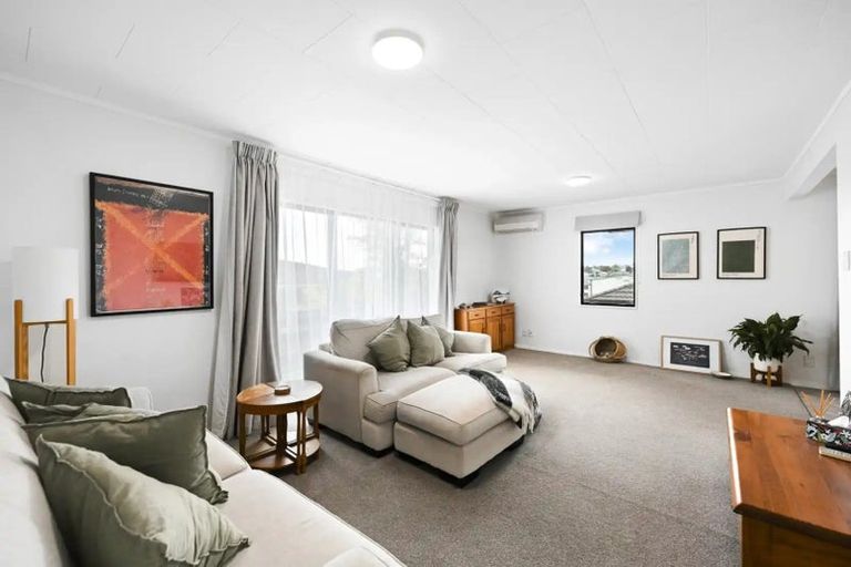 Photo of property in 4 Leyton Place, Nawton, Hamilton, 3200