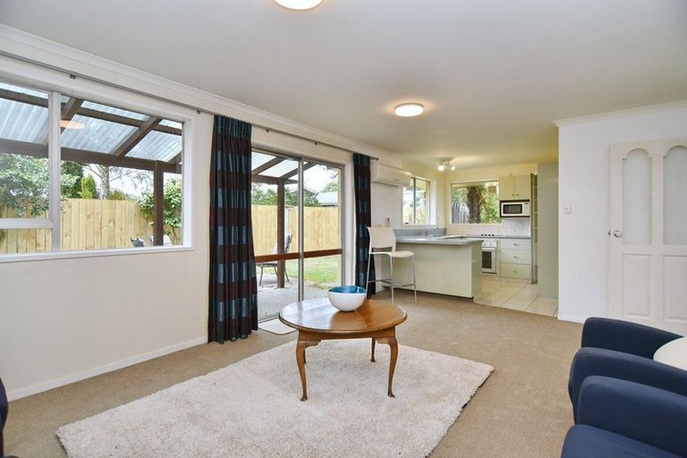 Photo of property in 1/10 Rachel Place, Avonhead, Christchurch, 8042