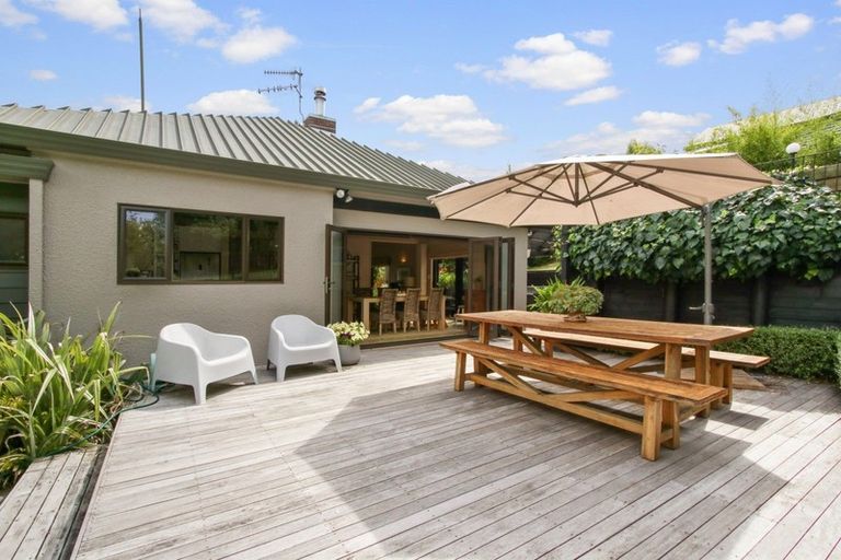 Photo of property in 13 Muritai Crescent, Havelock North, 4130