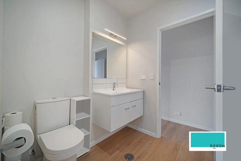 Photo of property in 147a Astley Avenue, New Lynn, Auckland, 0600