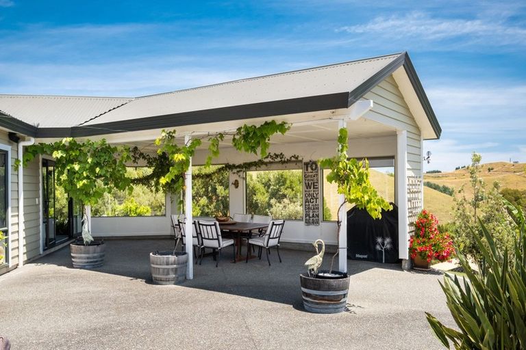 Photo of property in 135 Ballantyne Road, Poraiti, Napier, 4182