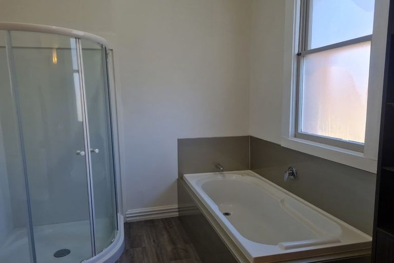 Photo of property in 9 Prince Street, Winton, 9720