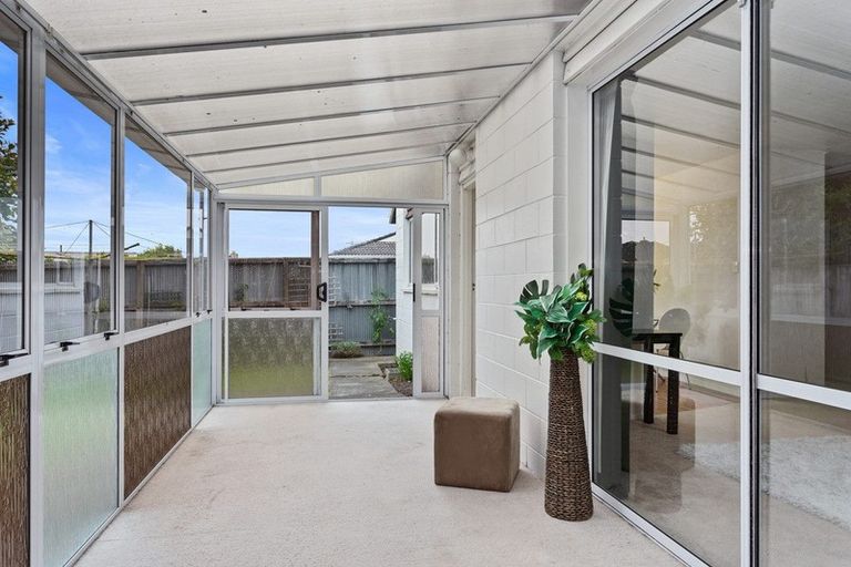 Photo of property in 12 Rolfe Place, Bishopdale, Christchurch, 8053