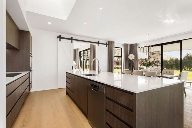 Photo of property in 21 Classiebawn Lane, Prebbleton, 7676