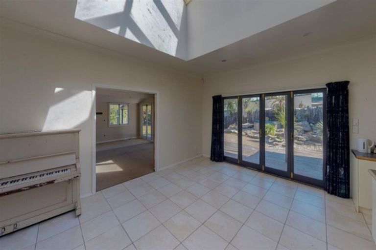 Photo of property in 50 Sunset Road, Mangakakahi, Rotorua, 3015