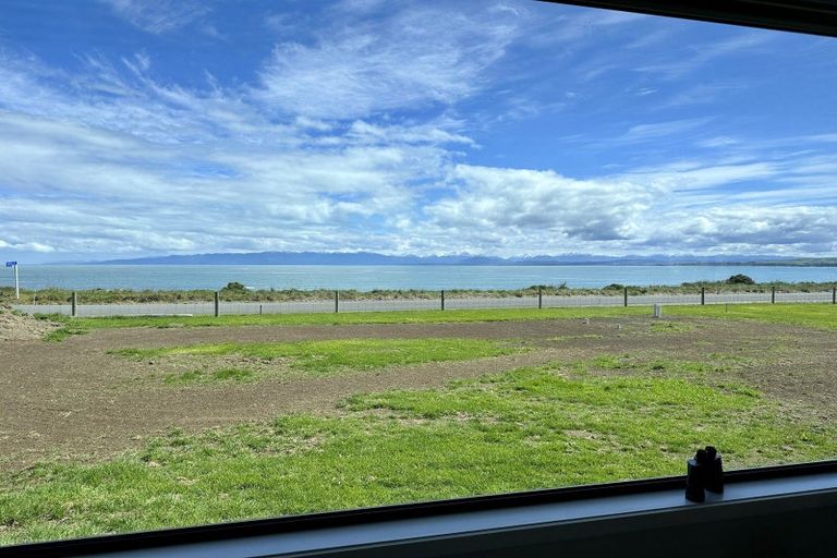 Photo of property in 5 Tamatea Street, Pahia, Riverton, 9881