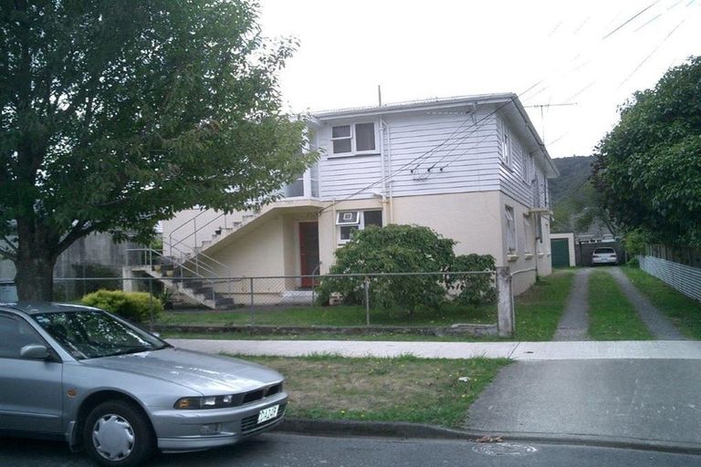 Photo of property in 11 Oak Street, Ebdentown, Upper Hutt, 5018