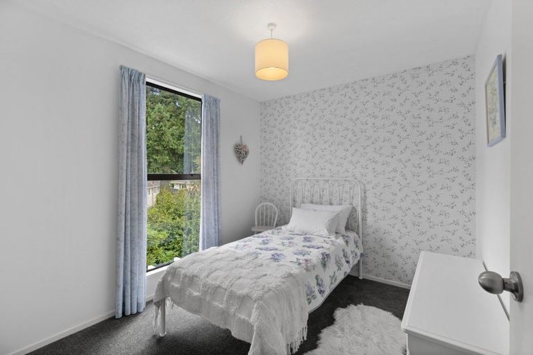 Photo of property in 28 Rubens Place, Burnside, Christchurch, 8053