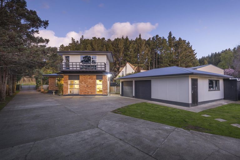 Photo of property in 49 Fitzherbert East Road, Aokautere, Palmerston North, 4471