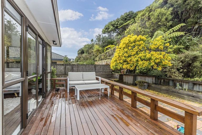 Photo of property in 37 Spyglass Lane, Whitby, Porirua, 5024