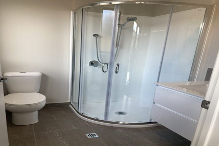 Photo of property in 2/49 Holland Road, Fairfield, Hamilton, 3214