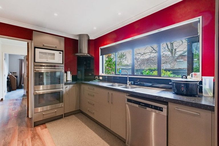 Photo of property in 22 Otatara Road, Taradale, Napier, 4112