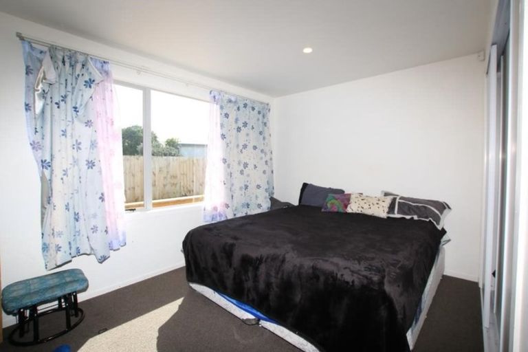 Photo of property in 23 Benton Place, Manurewa, Auckland, 2102