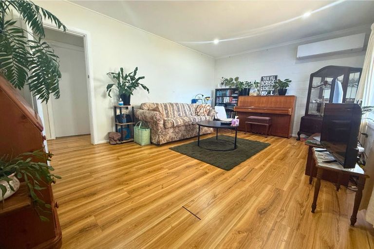 Photo of property in 2/345 Cashel Street, Linwood, Christchurch, 8011