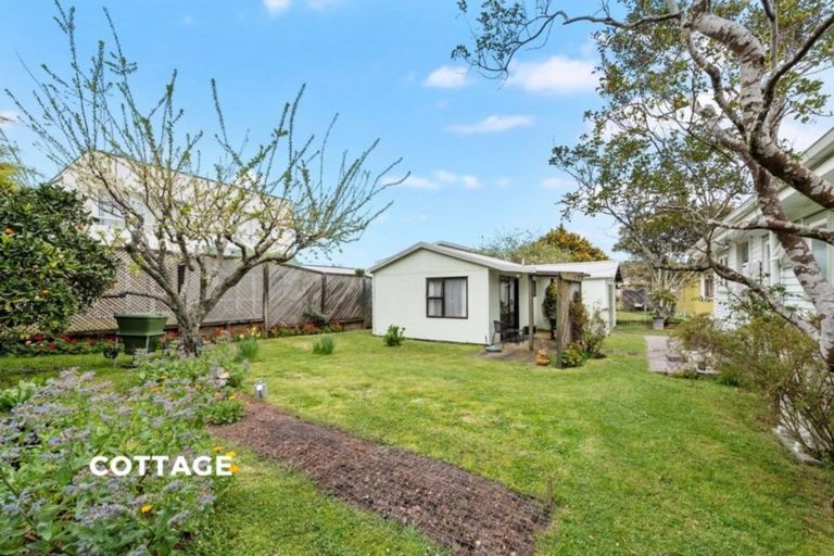 Photo of property in 5 Somme Crescent, Hillcrest, Hamilton, 3216