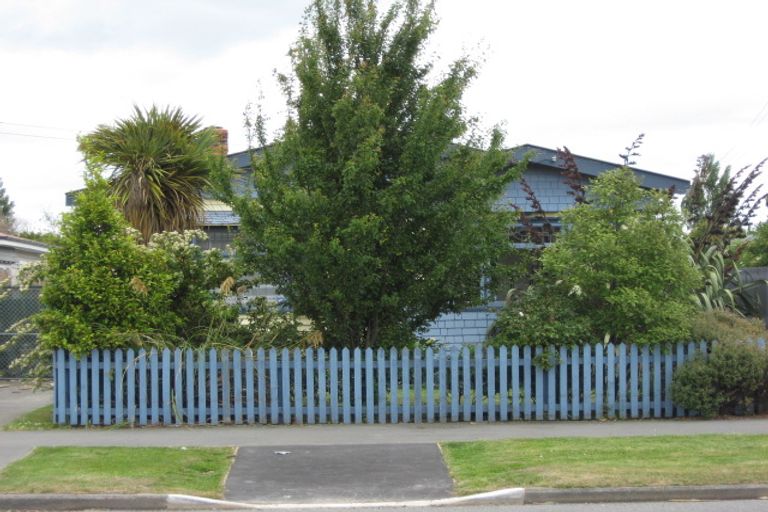 Photo of property in 19 Hargood Street, Woolston, Christchurch, 8062