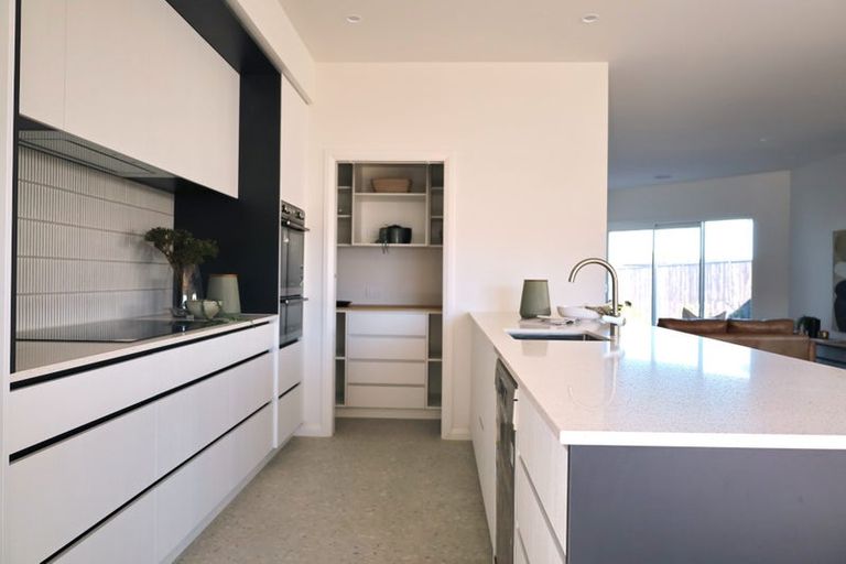 Photo of property in 84 Freedom Drive, Kelvin Grove, Palmerston North, 4470