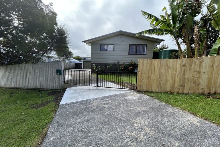 Photo of property in 13 Farwood Drive, Henderson, Auckland, 0612