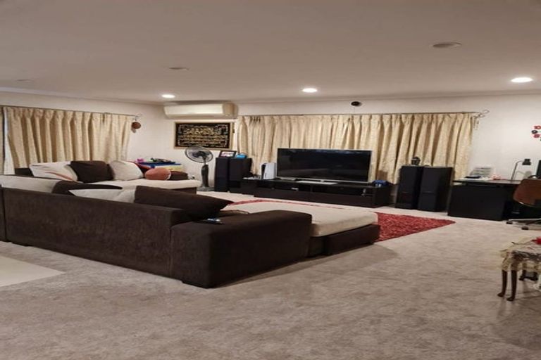 Photo of property in 51 Chateau Rise, Flat Bush, Auckland, 2016