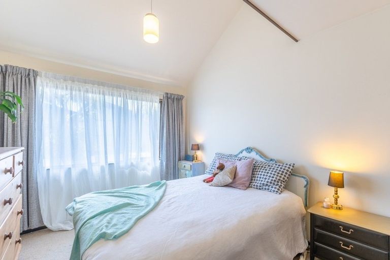 Photo of property in 7/23 Tireti Road, Titahi Bay, Porirua, 5022