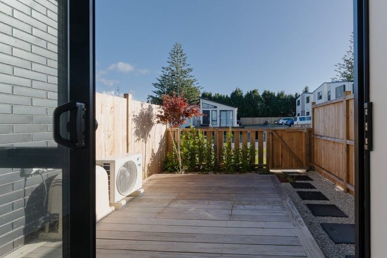 Photo of property in 22 Matakohe Road, Westgate, Auckland, 0814