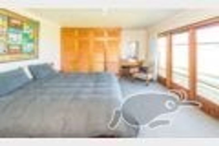 Photo of property in 37 Karewa Street, Castlecliff, Whanganui, 4501