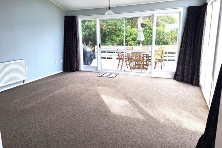 Photo of property in 93b Normandale Road, Normandale, Lower Hutt, 5010