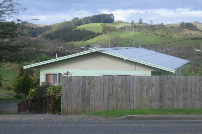 Photo of property in 94 King Street, Hikurangi, 0114