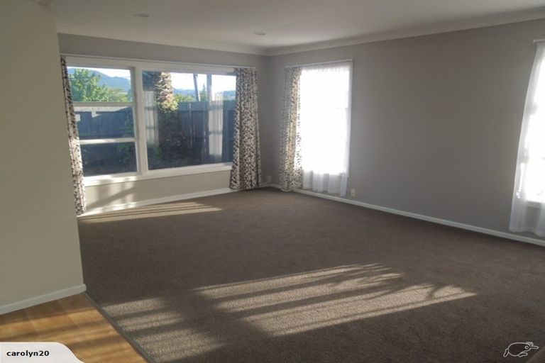 Photo of property in 19 Arawhata Road, Paraparaumu, 5032