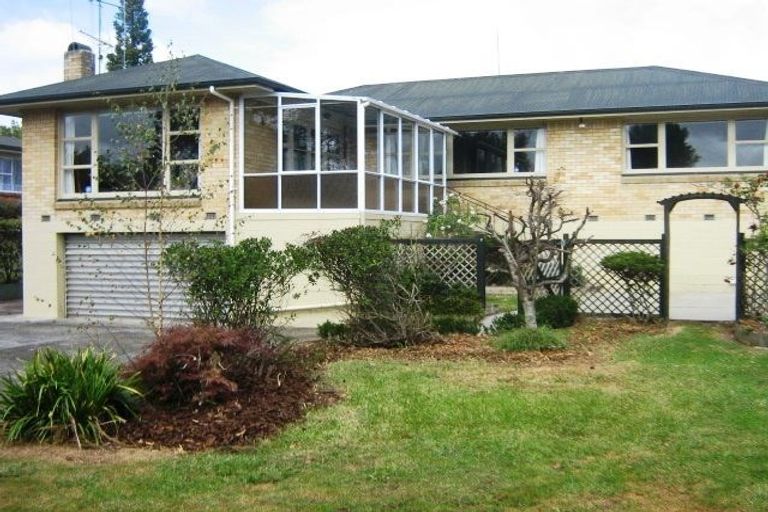 Photo of property in 8 Garnett Avenue, Forest Lake, Hamilton, 3200