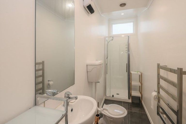 Photo of property in 22 Glenpark Avenue, Frankleigh Park, New Plymouth, 4310