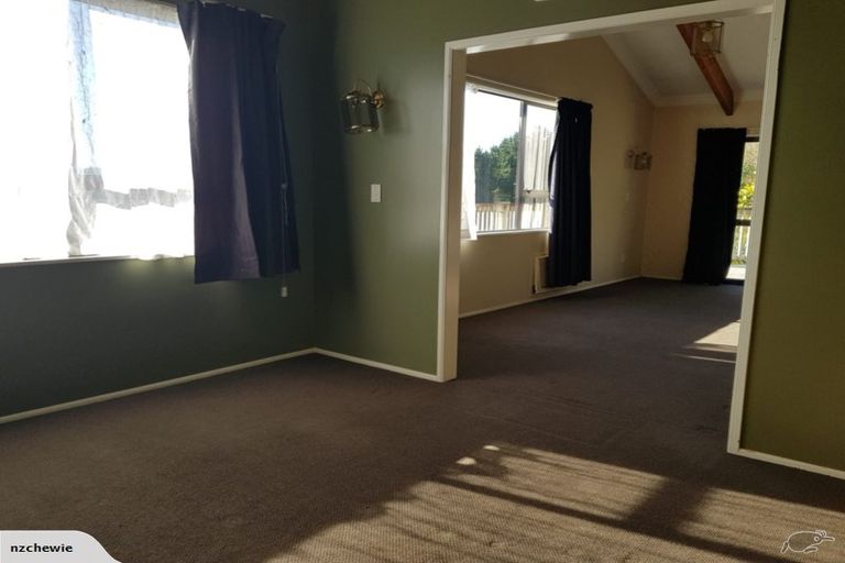 Photo of property in 140 Frankley Road, Frankleigh Park, New Plymouth, 4310