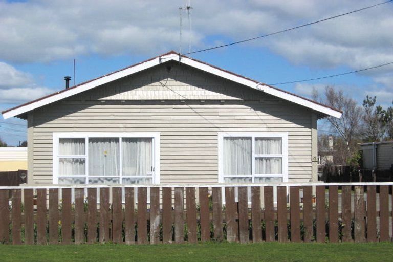 Photo of property in 4 Ngahina Street, Marton, 4710