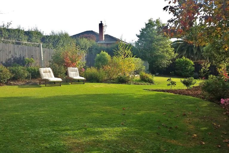 Photo of property in 4 Avenue Road, West End, Timaru, 7910