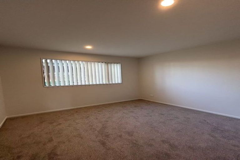 Photo of property in 9/11 Stottholm Road, Titirangi, Auckland, 0604