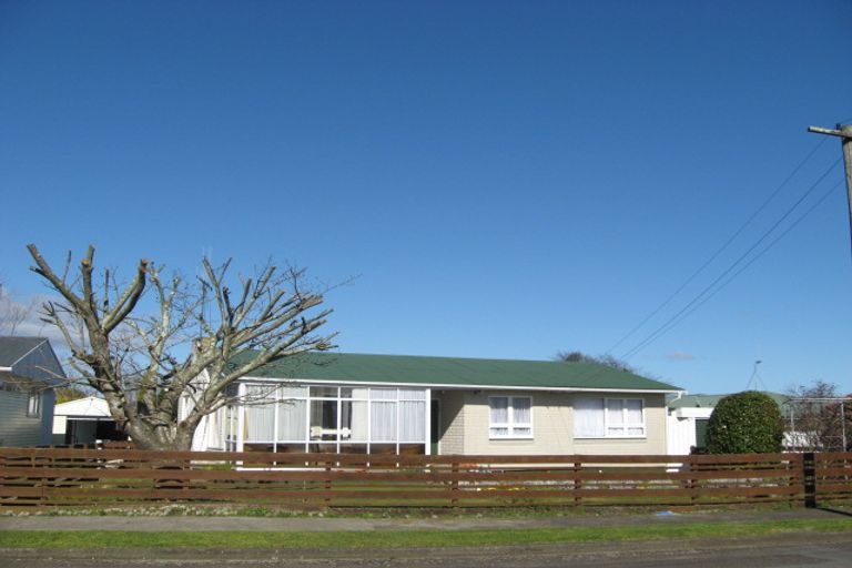 Photo of property in 13 Konini Street, Levin, 5510