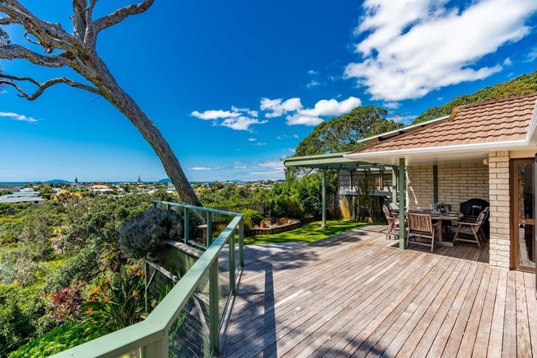 Photo of property in 11 Marsh Street, Ruakaka, 0116