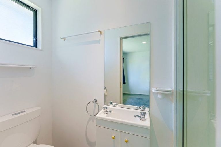 Photo of property in 2/53 Amohia Street, Paraparaumu, 5032