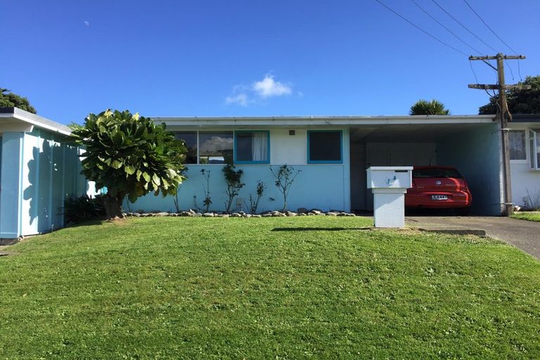Photo of property in 1 Richard Street, Titahi Bay, Porirua, 5022